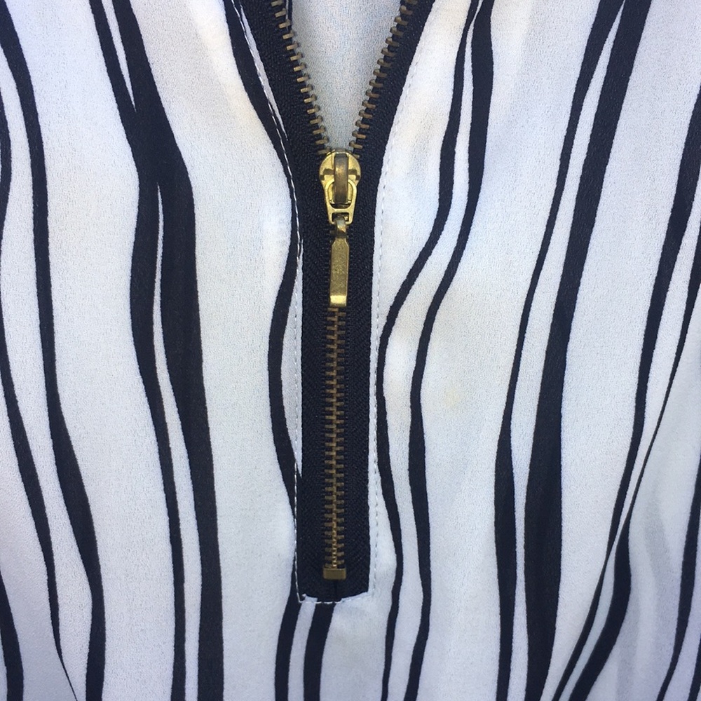 Sheer Zip-Up Swimsuit Cover - Picture 5 of 5